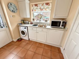 Photo 13- click for photo gallery